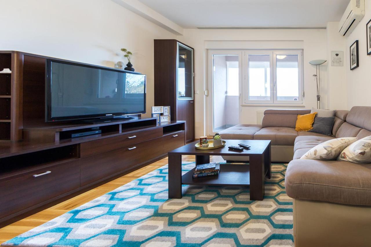 Oscar Apartment Osijek Ngoại thất bức ảnh